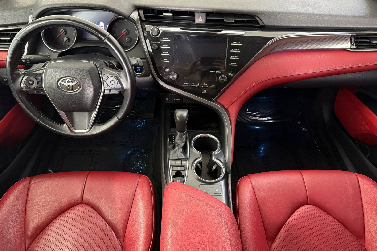 Used 2019 Toyota Camry XSE w/ Carpet Mat Package FWD image 16