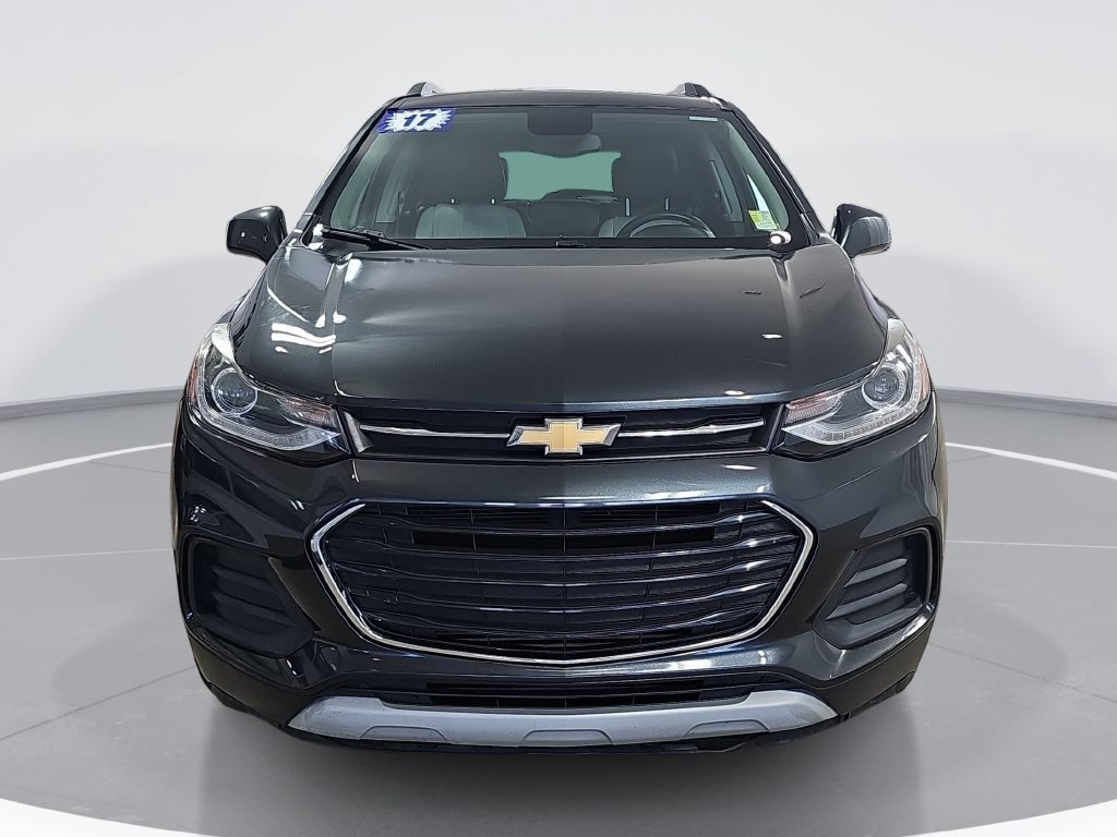 Used 2017 Chevrolet Trax LT w/ Sun & Sound Package FWD image 10