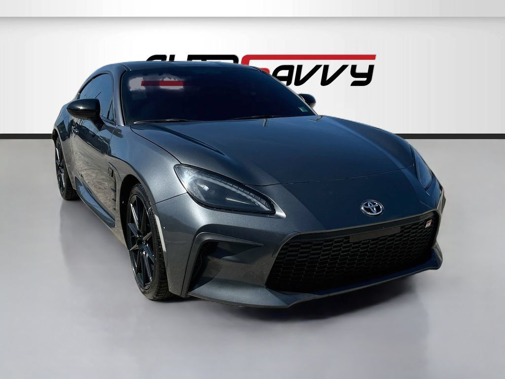 Used 2026 Toyota GR86 Premium w/ ALL Weather Mat Package (TMS) RWD image 1