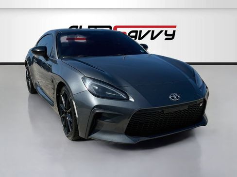 Used 2026 Toyota GR86 Premium w/ ALL Weather Mat Package (TMS) RWD image 1
