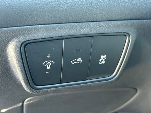 Used 2024 Hyundai Santa Cruz SE AWD/4WD image 22