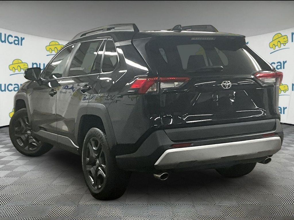 Used 2024 Toyota RAV4 Adventure AWD/4WD image 4