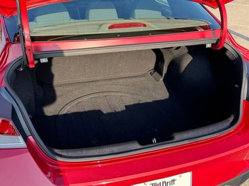 Used 2023 Hyundai Elantra SEL w/ Convenience Package FWD image 18