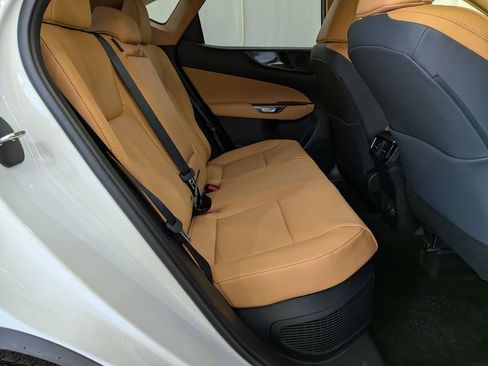 New 2026 Lexus NX 350h FWD image 36