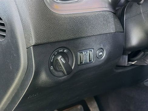 Used 2023 Dodge Charger SXT image 12