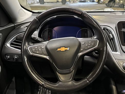 Used 2020 Chevrolet Malibu Premier image 28