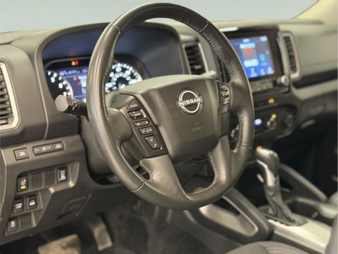Used 2024 Nissan Frontier SV w/ SV Convenience Package image 20