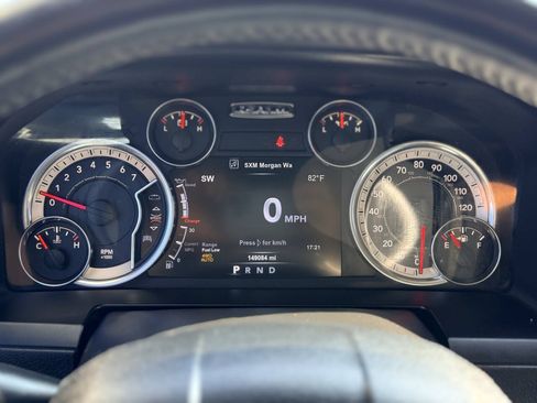 Used 2015 RAM 1500 Laramie w/ Convenience Group AWD/4WD image 26