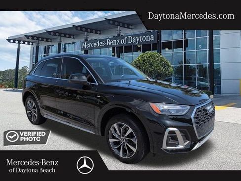 Used 2022 Audi Q5 2.0T Premium Plus w/ Premium Plus Package AWD/4WD image 1
