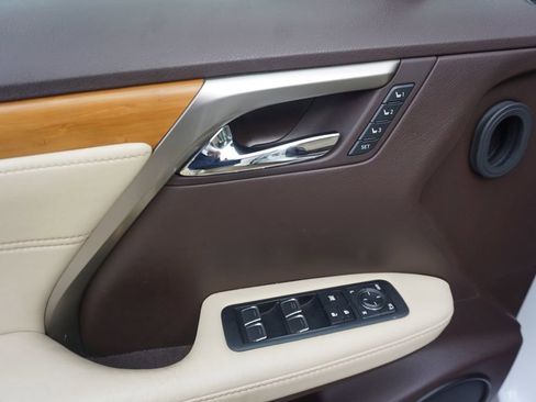 Used 2017 Lexus RX 350 FWD w/ Premium Package image 3