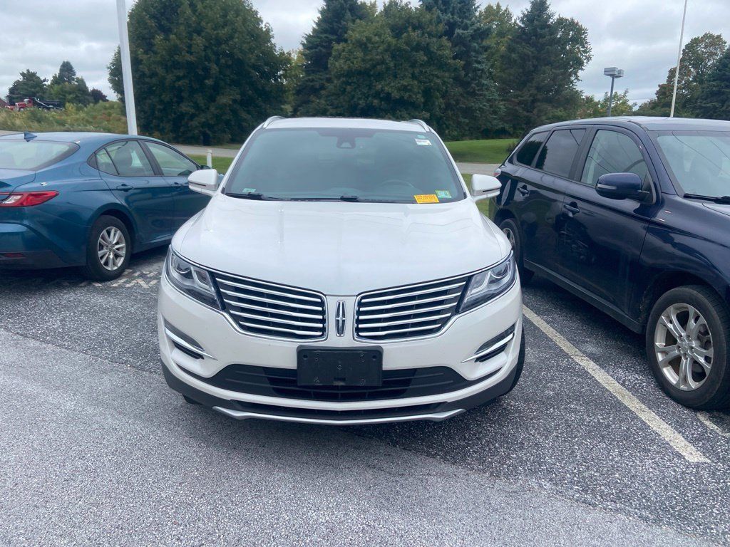 Used 2015 Lincoln MKC AWD w/ Equipment Group 101A Select image 2