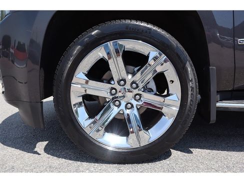 Used 2016 GMC Yukon Denali w/ Open Road Package AWD/4WD image 9