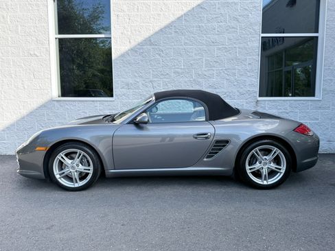Used 2011 Porsche Boxster RWD image 4