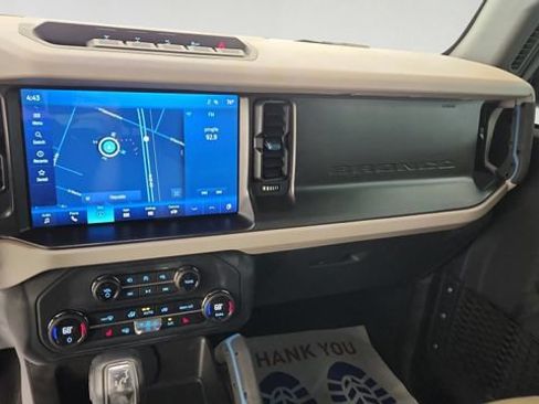 Used 2023 Ford Bronco Wildtrak AWD/4WD image 19