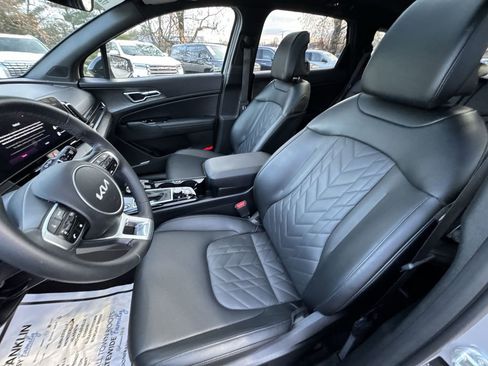 Used 2025 Kia Sportage X-Line w/ Premium Package image 11