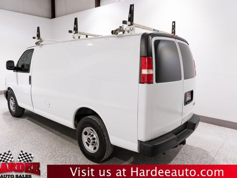 Used 2019 GMC Savana 2500 w/ Driver Convenience Package RWD image 3