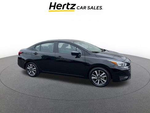 Used 2025 Nissan Versa SV FWD image 1