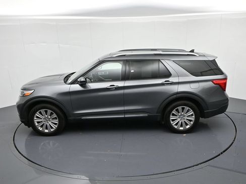 Certified 2023 Ford Explorer Limited w/ Equipment Group 301A AWD/4WD image 19