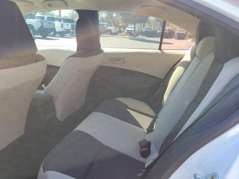 Used 2023 Toyota Corolla LE image 18