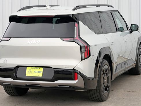 Used 2024 Kia EV9 GT-Line image 57