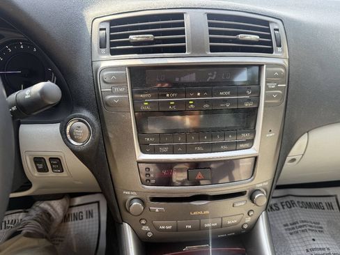 Used 2006 Lexus IS 250 w/ Premium Pkg RWD image 15