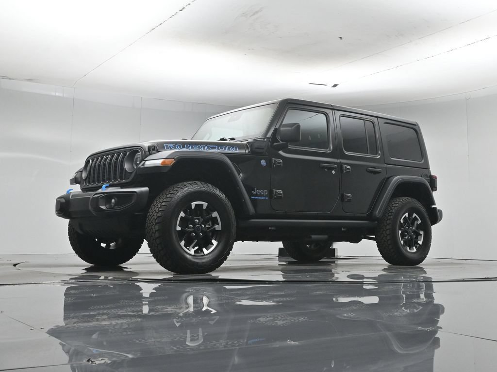 Used 2024 Jeep Wrangler Unlimited Rubicon 4xe w/ Technology Group AWD/4WD image 45