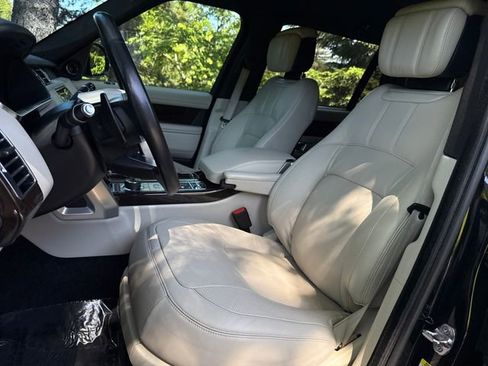 Used 2019 Land Rover Range Rover Long Wheelbase Supercharged AWD/4WD image 9