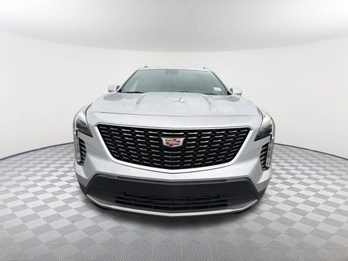 Used 2022 Cadillac XT4 Premium Luxury w/ Safety Alert Package FWD image 2