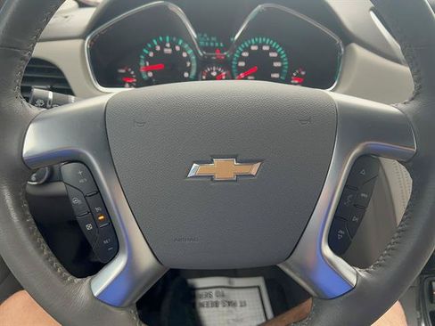 Used 2017 Chevrolet Traverse Premier AWD/4WD image 17