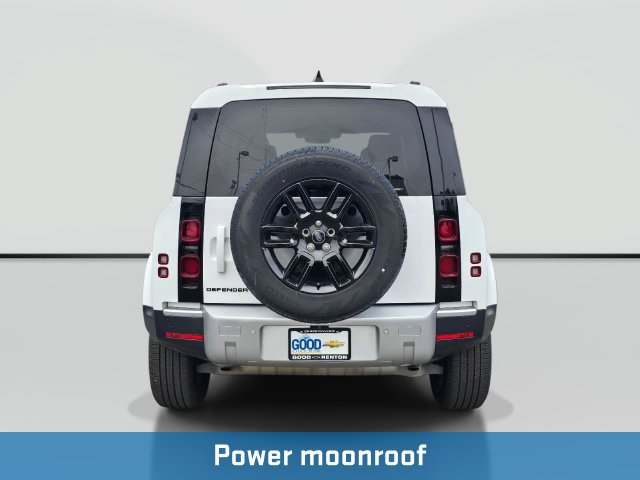 Used 2025 Land Rover Defender 110 S AWD/4WD image 4