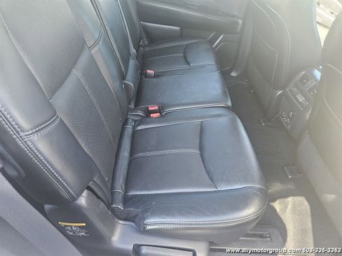 Used 2014 Nissan Pathfinder Platinum w/ Platinum Premium Package image 13