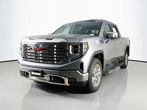 Used 2024 GMC Sierra 1500 Denali w/ Technology Package image 3