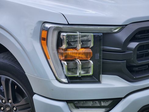 Used 2022 Ford F150 XLT w/ Equipment Group 302A High image 7