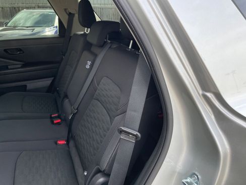 Used 2025 Nissan Pathfinder SV image 36