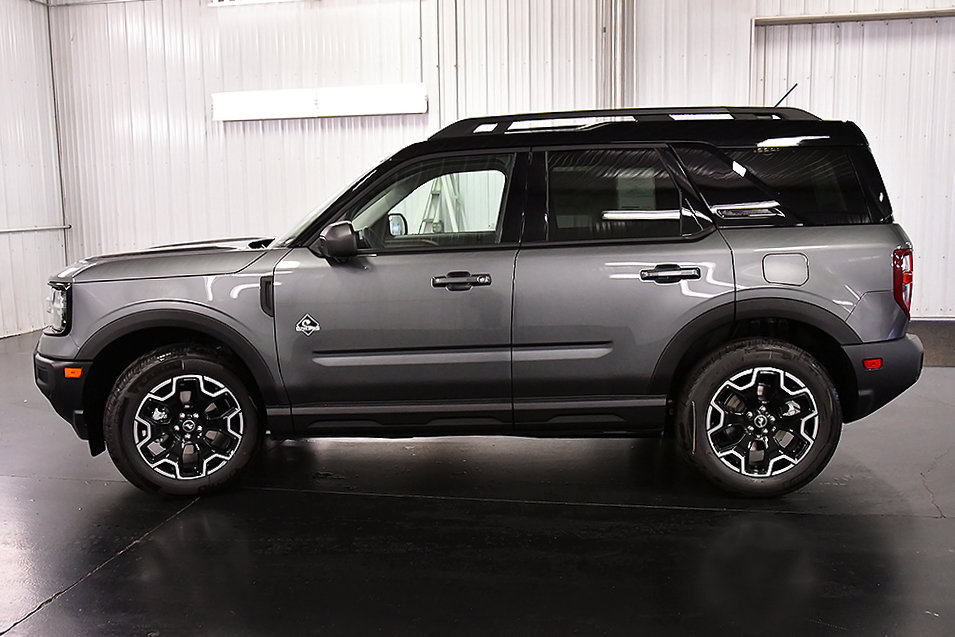 New 2026 Ford Bronco Sport Outer Banks w/ Outer Banks Tech Package+ AWD/4WD image 4