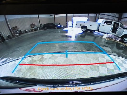 Used 2023 Toyota Corolla SE image 29