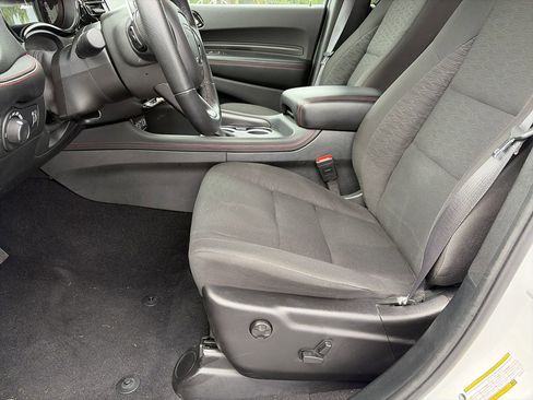 Used 2025 Dodge Durango GT RWD image 26