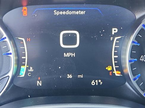 New 2026 Chrysler Pacifica Select image 12