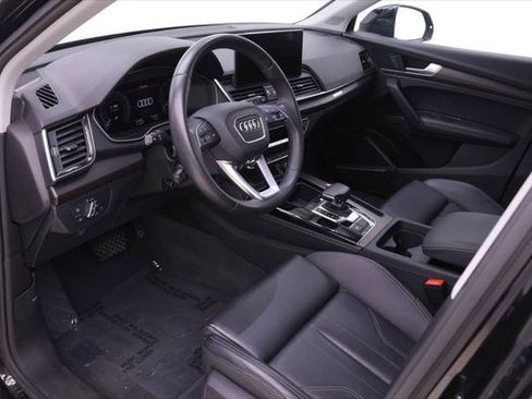 Certified 2023 Audi Q5 e Premium Plus w/ Premium Plus Package AWD/4WD image 6