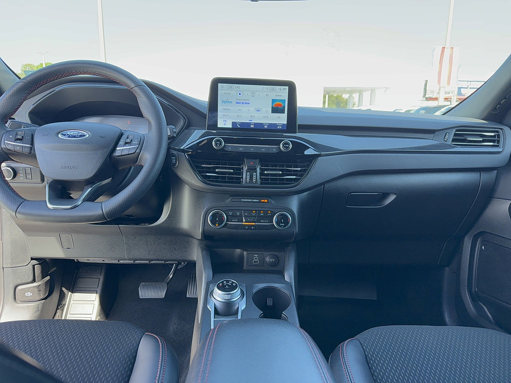 Used 2025 Ford Escape ST-Line FWD image 28