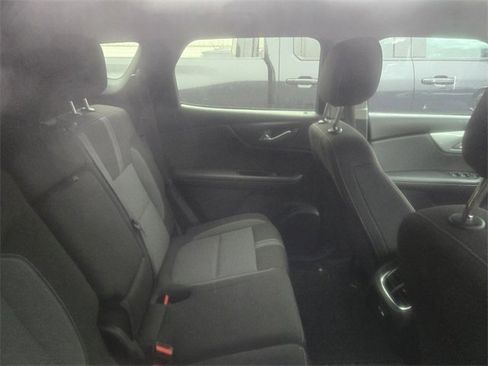 Used 2024 Chevrolet Blazer LT w/ Convenience Package image 3