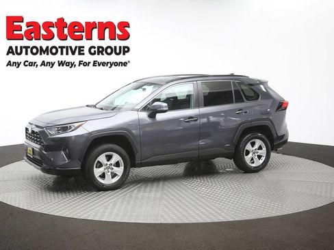 Used 2021 Toyota RAV4 XLE AWD/4WD image 57