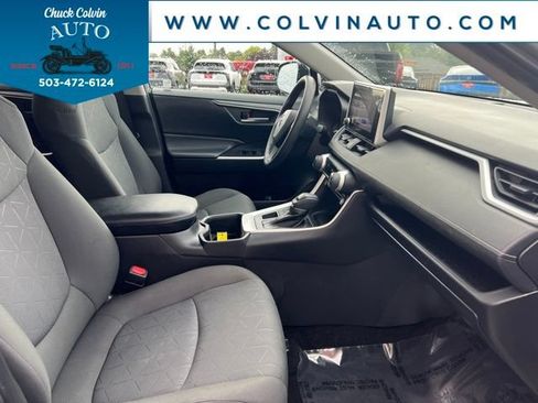 Used 2023 Toyota RAV4 XLE AWD/4WD image 21