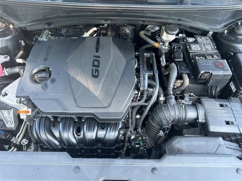 Used 2023 Kia Sportage EX image 27