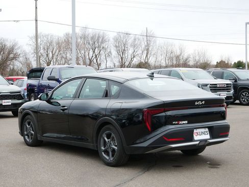 Used 2025 Kia K4 LXS image 5