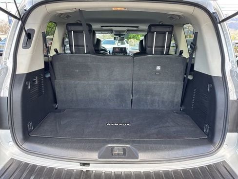 Used 2024 Nissan Armada SL w/ Captain's Chairs Package AWD/4WD image 12