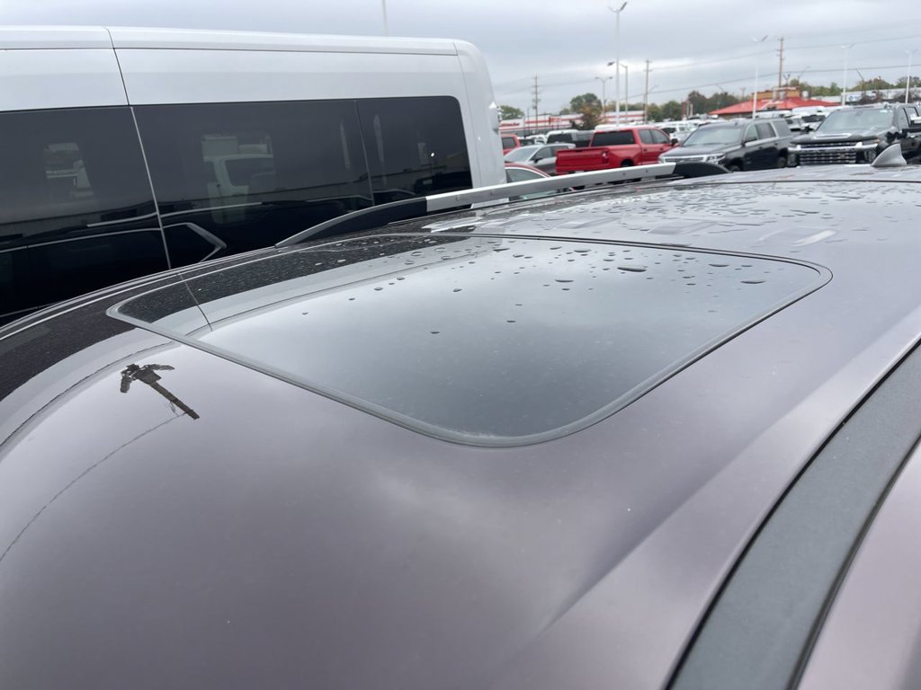Used 2023 Chevrolet Traverse Premier w/ LPO, Floor Liner Package AWD/4WD image 4