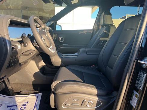 New 2026 Hyundai Palisade Calligraphy FWD image 8