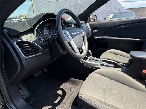 Used 2012 Chrysler 200 Touring FWD image 27