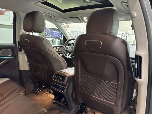 Used 2020 Mercedes-Benz GLS 450 4MATIC image 47